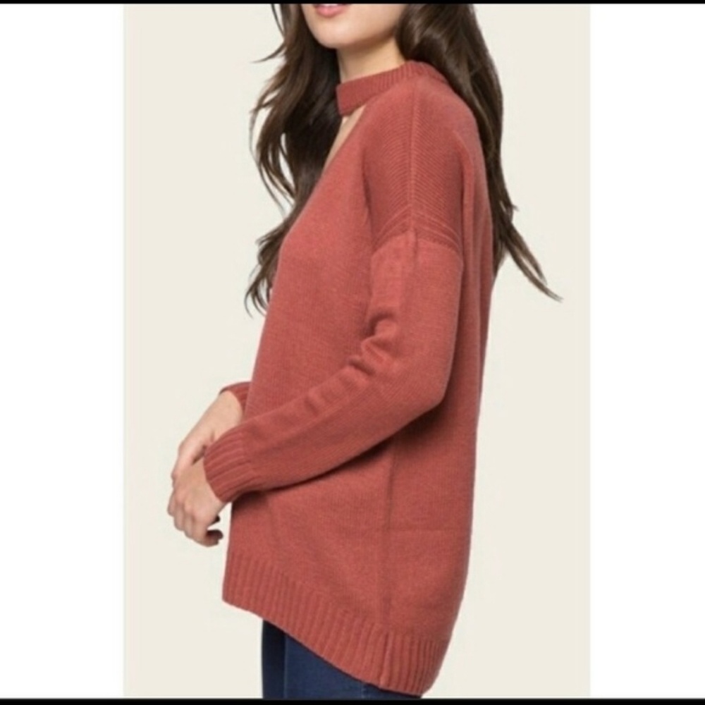 LAST 1! Brick tunic sweater with choker detail - Picture 5 of 5